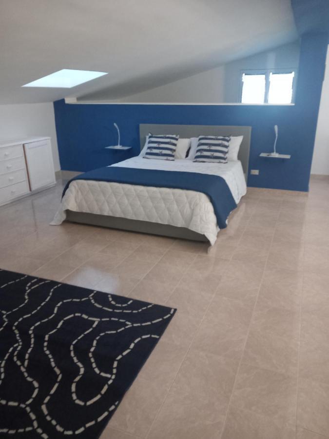 باري Wendy House Apartament المظهر الخارجي الصورة