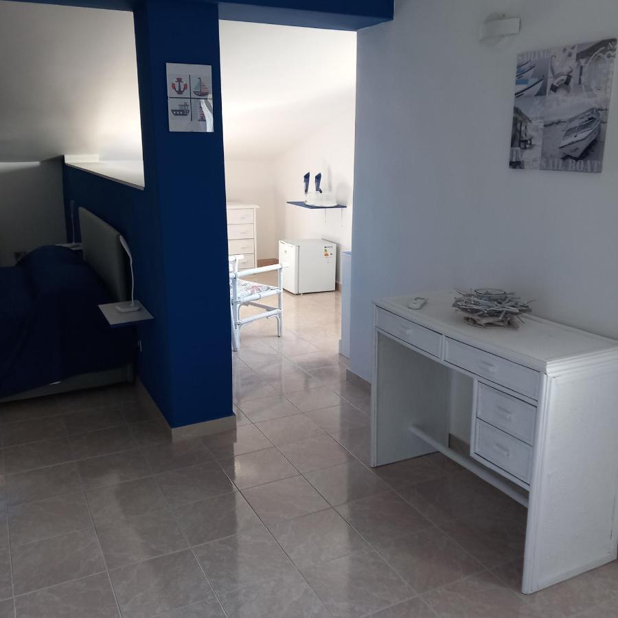 باري Wendy House Apartament المظهر الخارجي الصورة