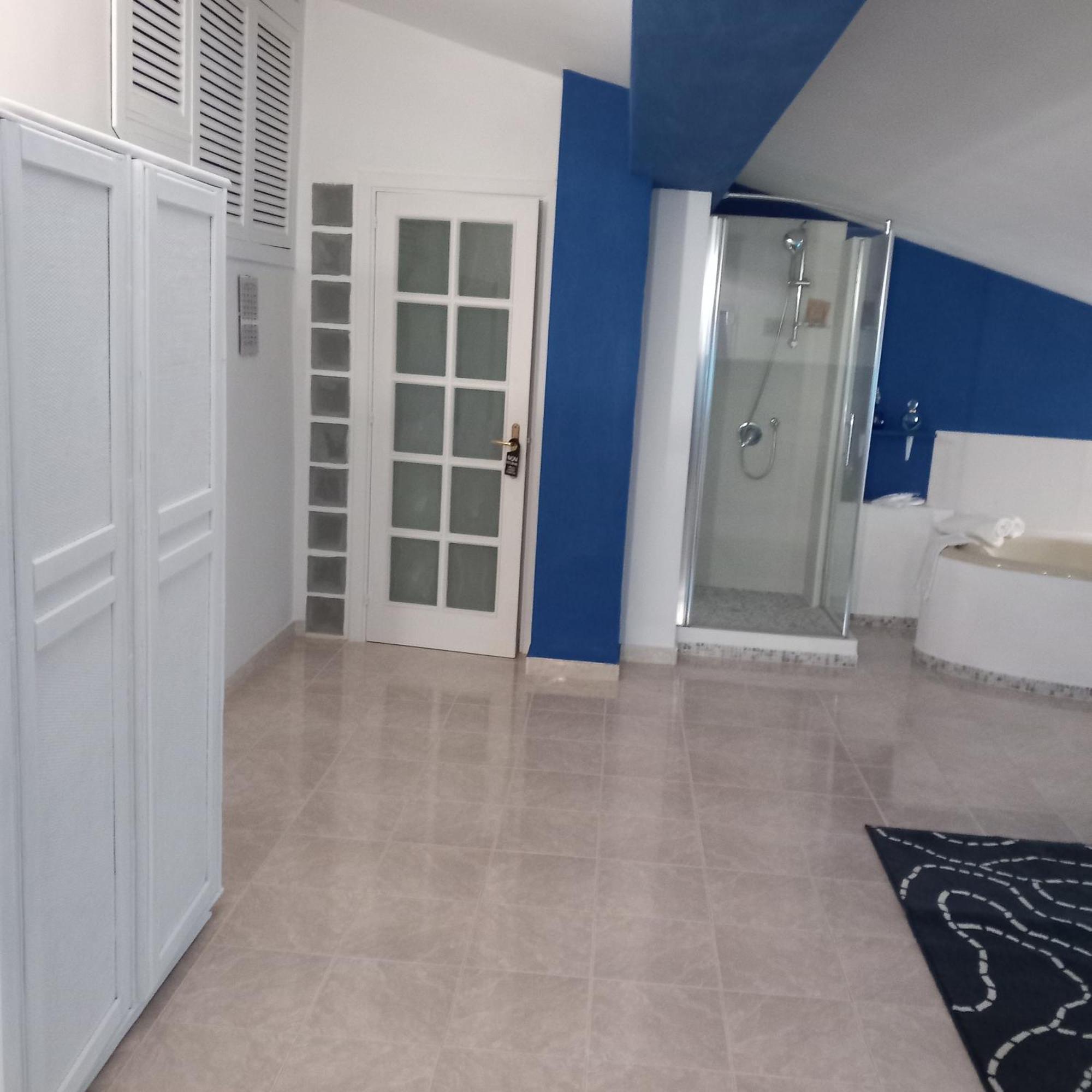 باري Wendy House Apartament الغرفة الصورة